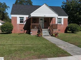 102 Oakland St, Clinton, SC 29325
