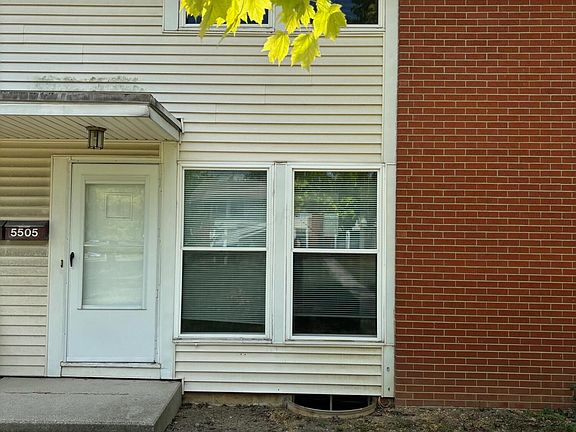 2nd image of 5505 Rockwood Ct #R-34