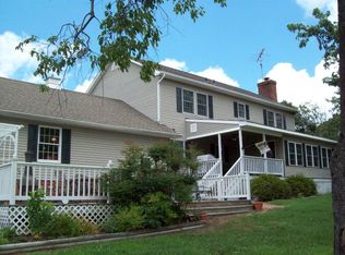 253 Hopedale Farm Rd, Reedville, VA 22539