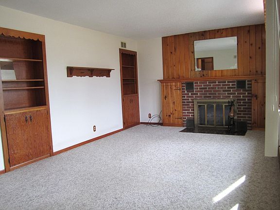 2nd image of 1182 Idaho Ave SE