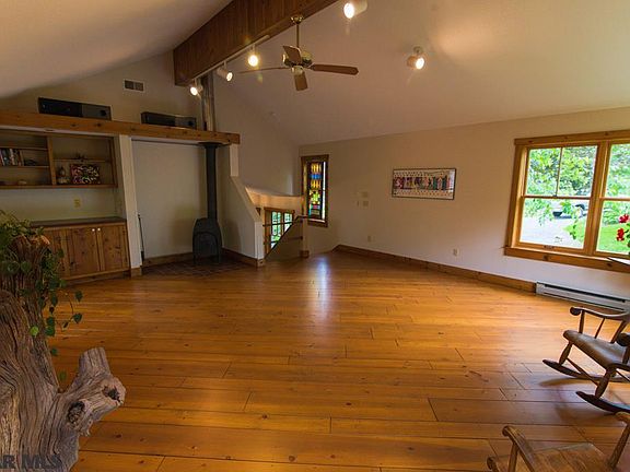 2nd image of 1023 Torrey Ln