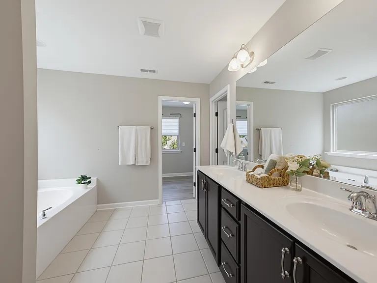 619 Laurel Berry Ct — Photo 22