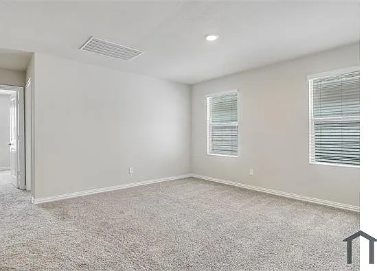 2612 Gateway Ave — Photo 18