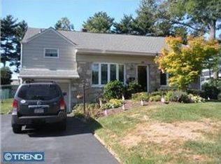 46 Hamilton Dr, Warminster, PA 18974