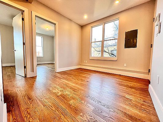 2nd image of 1352 Jefferson Ave #4B