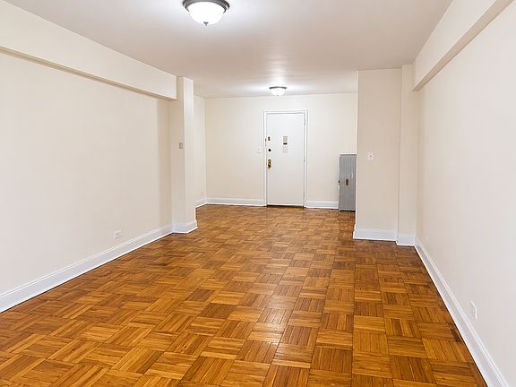 2nd image of 90 Laurel Hill Ter APT 1H