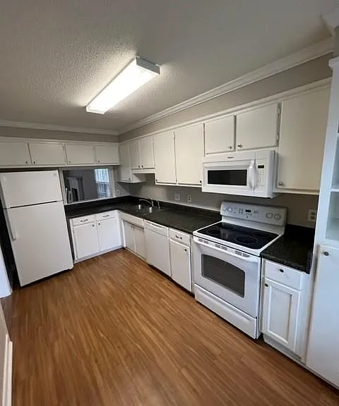 41 Somersett Dr — Photo 6