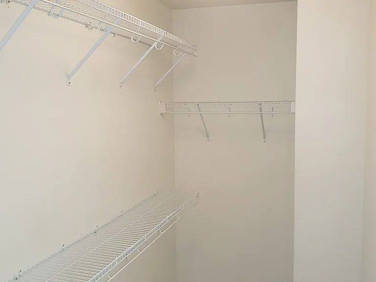 1735 Whirlaway Ct — Photo 10