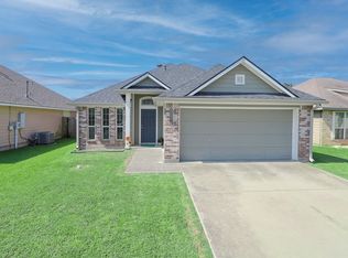 5272 Sagewood Dr, College Station, TX 77845