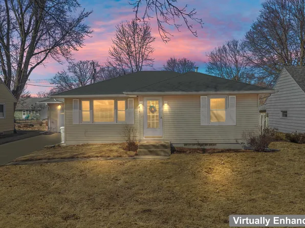 939 9th Ave NE, Rochester, MN 55906
