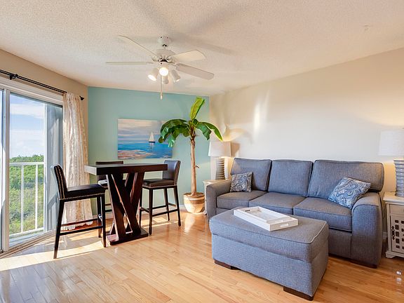 3rd image of 500 Burton Dr #2310