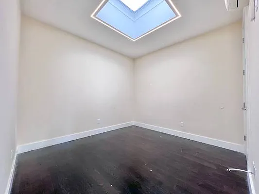 Rented by Doorway NYC, LLC | media 9