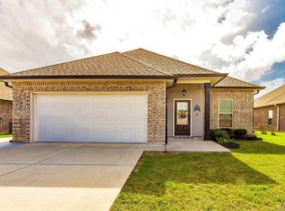 202 Chestnut Ridge Dr, Gray, LA 70359