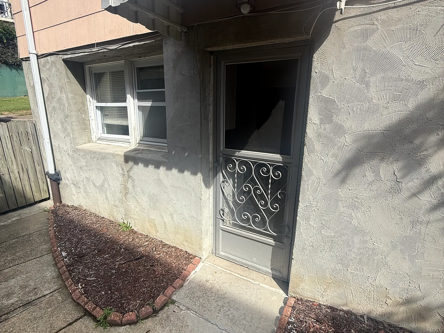 Murray Ave, Yonkers — Photo 1