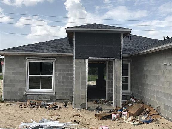 5th image of 401 Peace Ct.