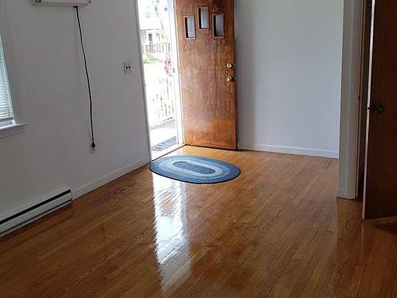 3rd image of 187 Billings St #1