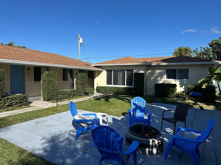 1258 Beach Rd #7 — Photo 15