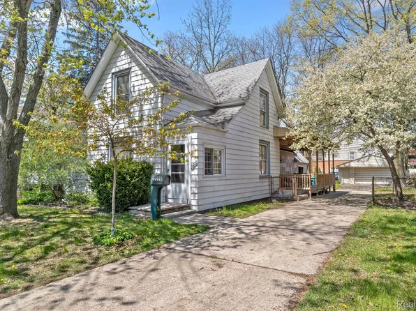 22228 Park St, Dearborn, MI 48124