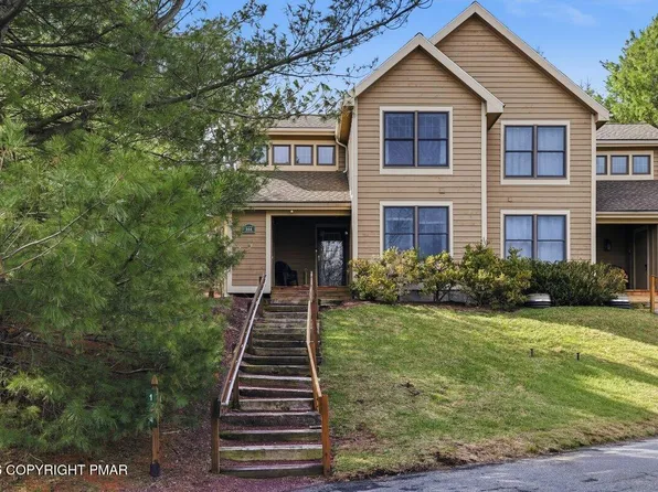 144 Pine Ct, Tannersville, PA 18372