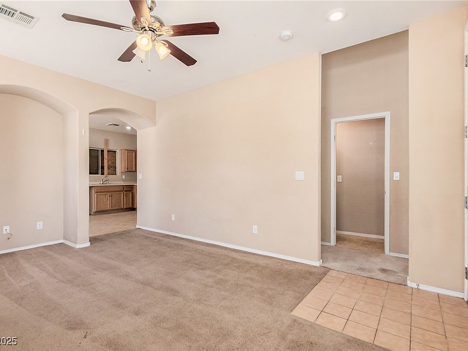 6620 Tulip Falls Dr, Henderson, NV 89011 | Zillow