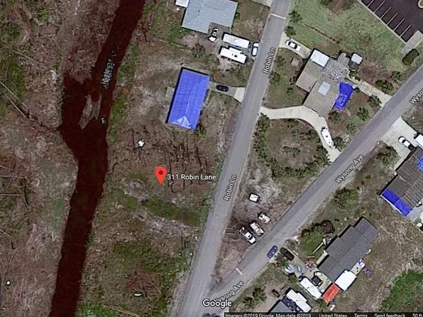 311 Robin Ln, Mexico Beach, FL 32456