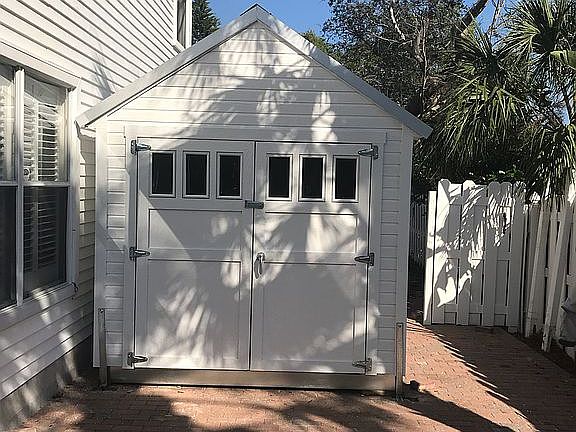 3rd image of 16 Pine Ave