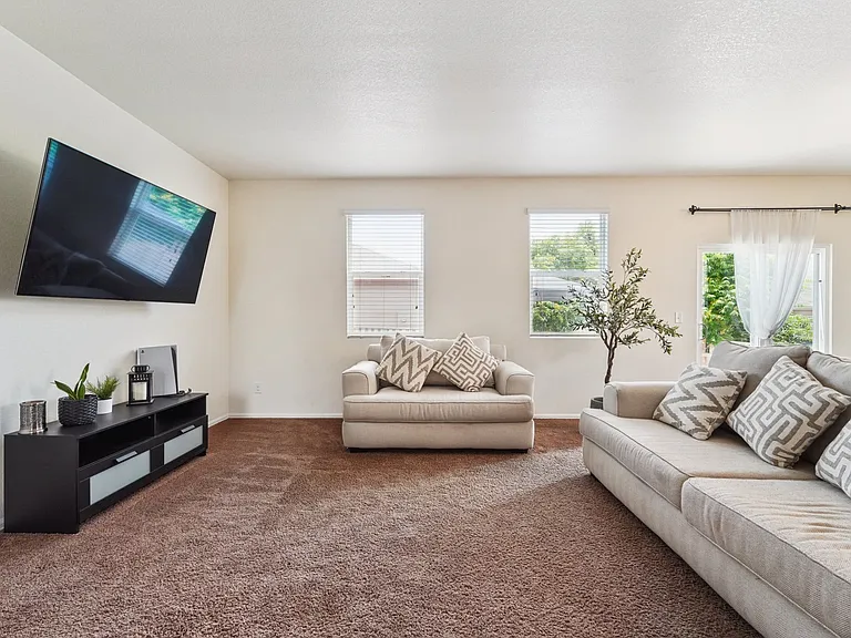 166 Gem Way — Photo 24