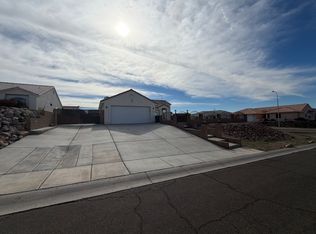 2416 N Ridge Ave, Bullhead City, AZ 86429