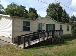 17807 1st St, Beloit, OH 44609