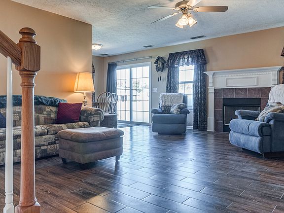 Great open space/ceramic flr