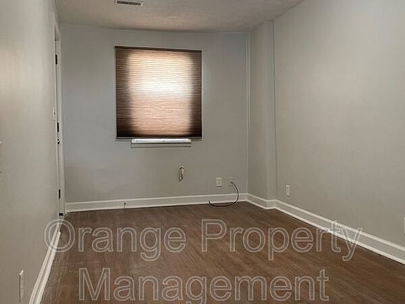 4th image of 3907 S 24th St APT 4