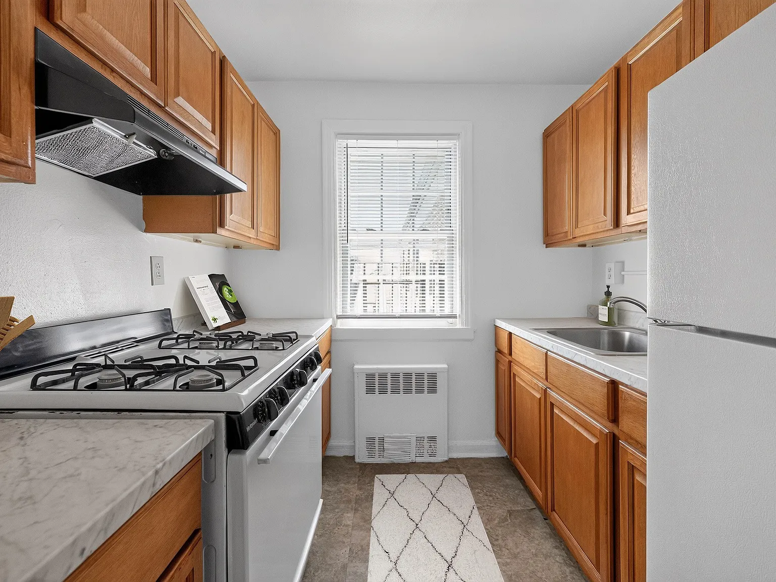 Patchogue Village at Maple, an Eagle Rock Community — Photo 2