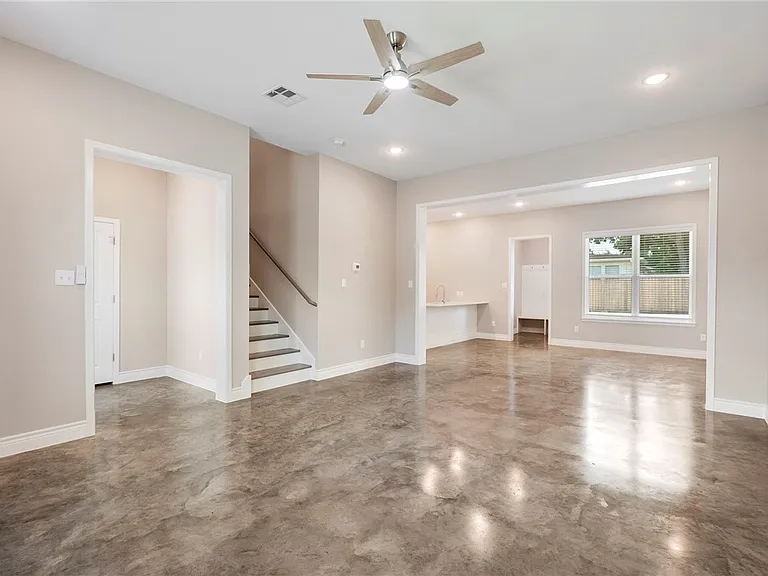 3213 Link St #112 — Photo 3