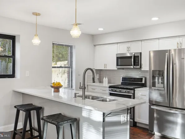 5037 Just St NE, Washington, DC 20019
