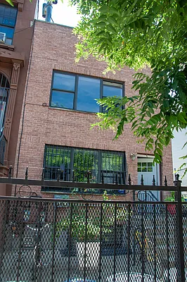 Rented by Loftey LLC | media 17