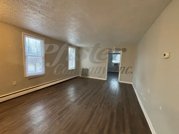 1330 S 7th St APT 3, Terre Haute, IN 47802