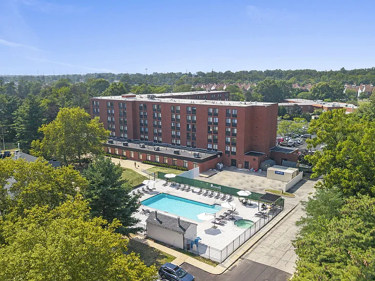 Waters Pointe
