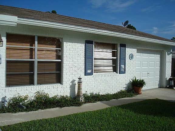 4th image of 321 Sandpiper Ave