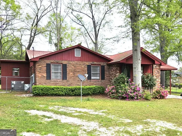 259 Briarwood Ln, Sandersville, GA 31082