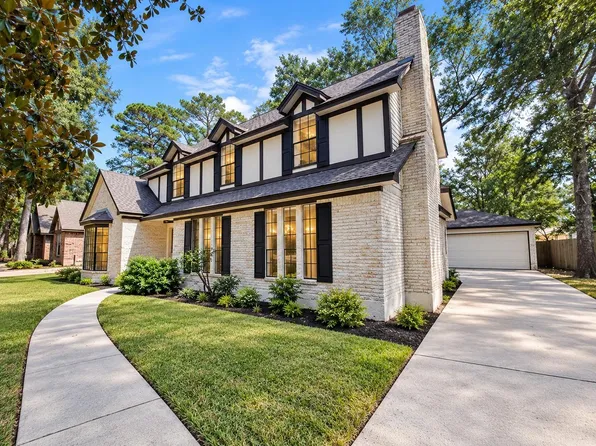 449 Stephen F Austin Dr, Conroe, TX 77302