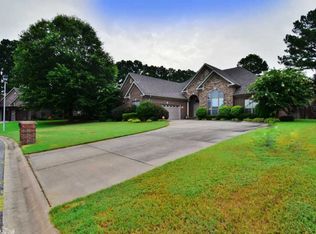 1520 Chinook, Conway, AR 72034