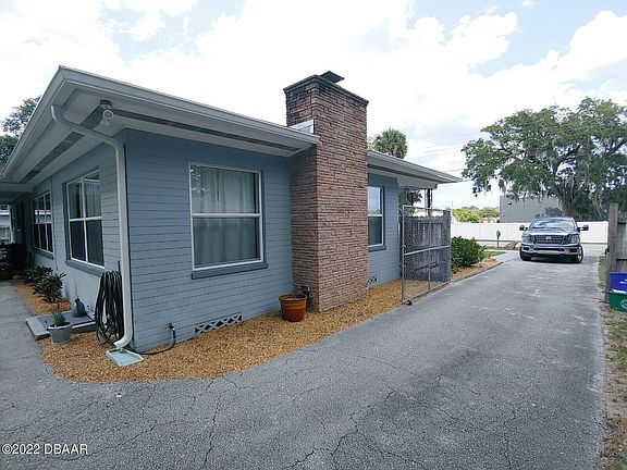 4th image of 2200 Granada Dr