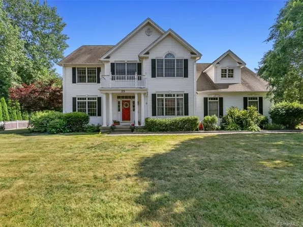 25 Augusta Drive, Milford, CT 06461