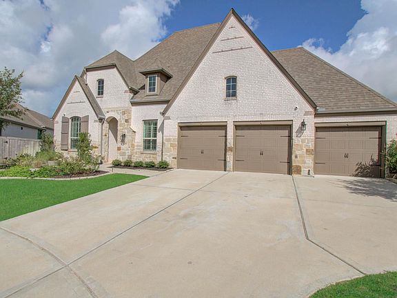 4th image of 30414 Garden Ridge Ct