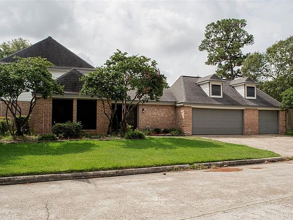 2nd image of 8322 Amber Cove Dr