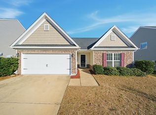 447 Finch Ln, Lexington, SC 29073