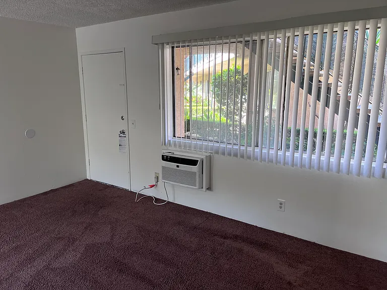13955 Coteau Dr — Photo 29