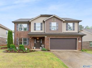 129 Harness Dr, Huntsville, AL 35806