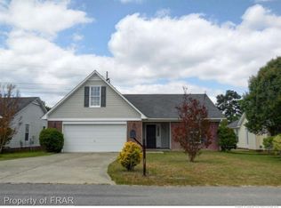 3220 Winesap Rd, Hope Mills, NC 28348