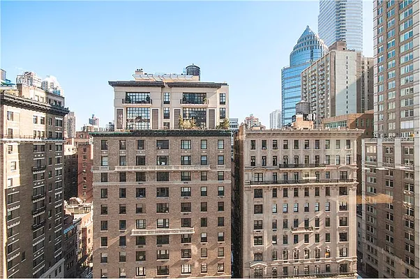 Rented by Compass | media 9